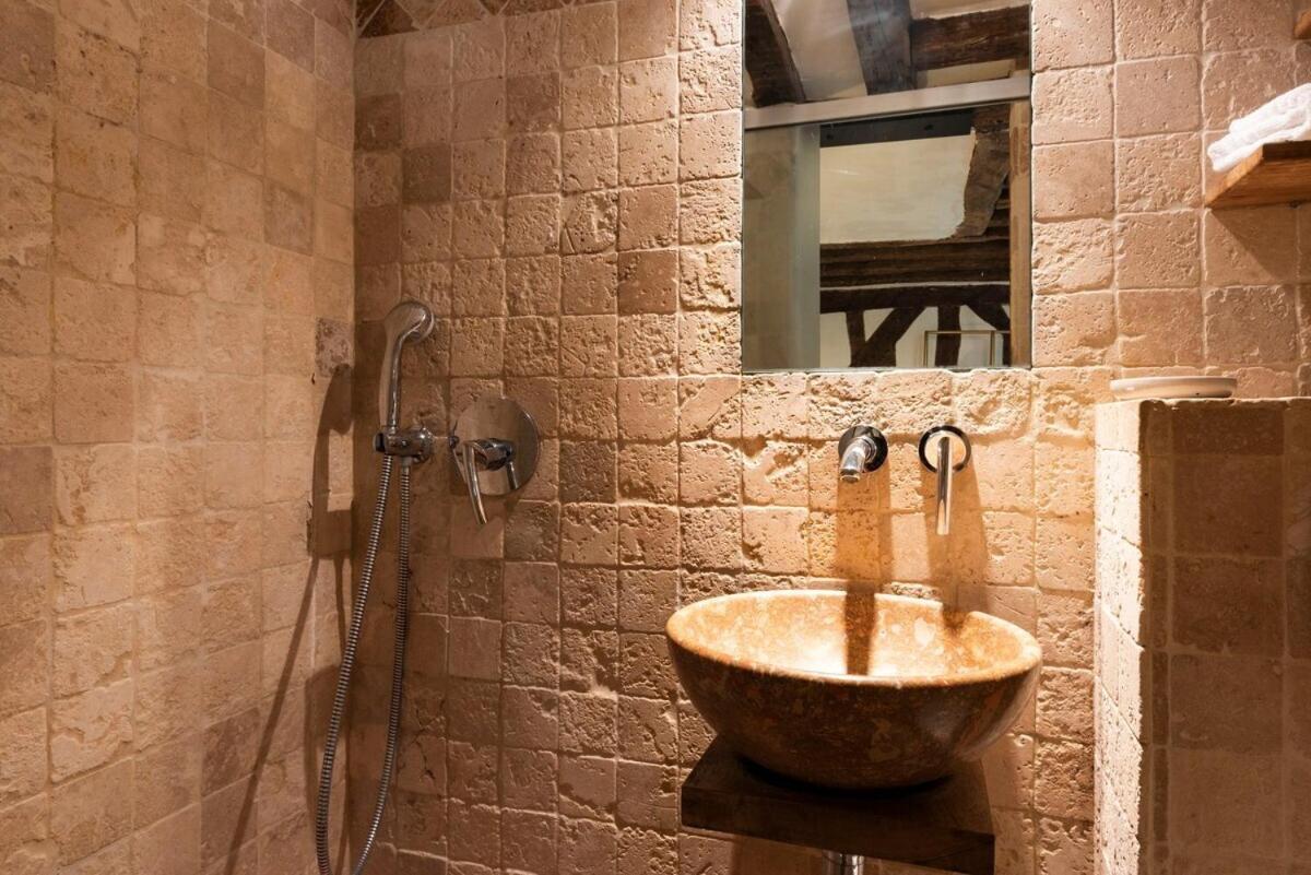 Charming Apartment - Marais Quarter - 6P - 2Bdr - Center Of París Exterior foto
